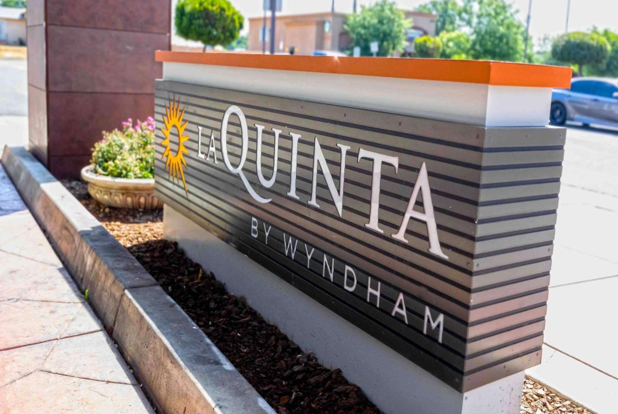La Quinta By Wyndham Fowler Hotel Kültér fotó