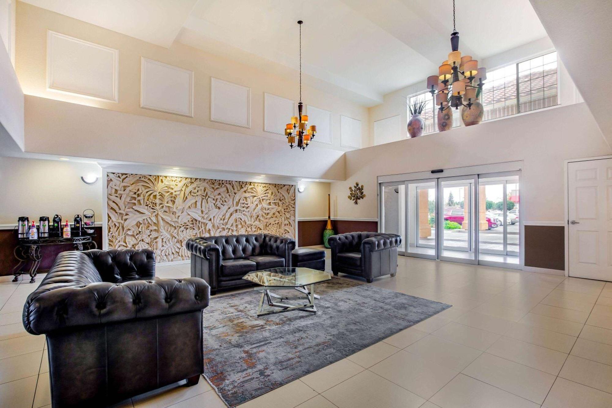 La Quinta By Wyndham Fowler Hotel Kültér fotó